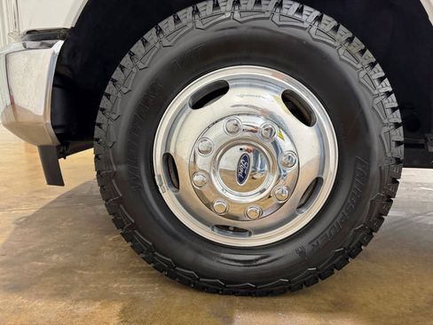 Used 2021 Ford F350 XLT image 74