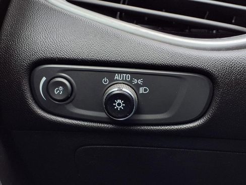 Used 2023 Chevrolet Malibu LT image 22