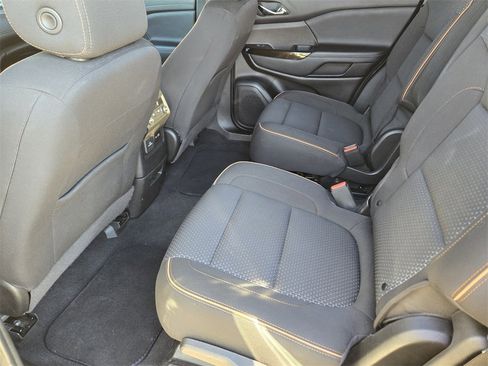 Used 2022 GMC Acadia AT4 image 20