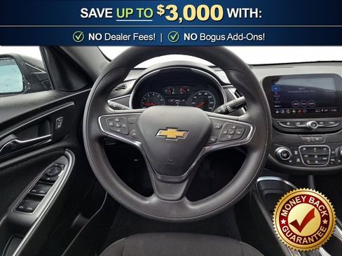 Used 2024 Chevrolet Malibu LT image 18