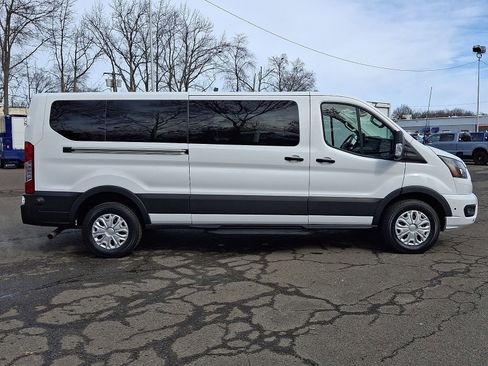Used 2024 Ford Transit 350 XLT image 8