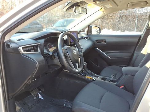 Used 2023 Toyota Corolla Cross LE image 21