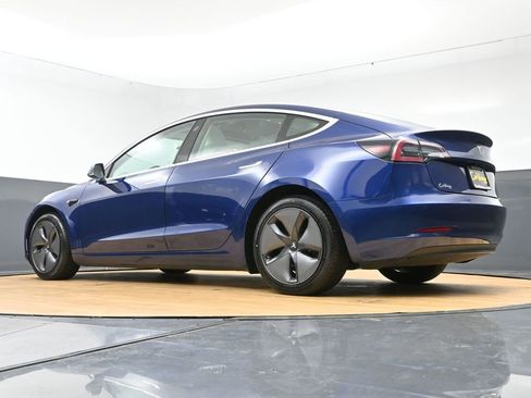 Used 2019 Tesla Model 3 Standard Range Plus image 56