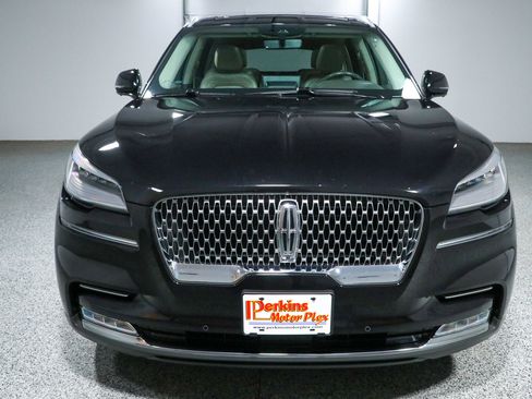 Used 2021 Lincoln Aviator Reserve w/ Equipment Group 201A AWD/4WD image 4