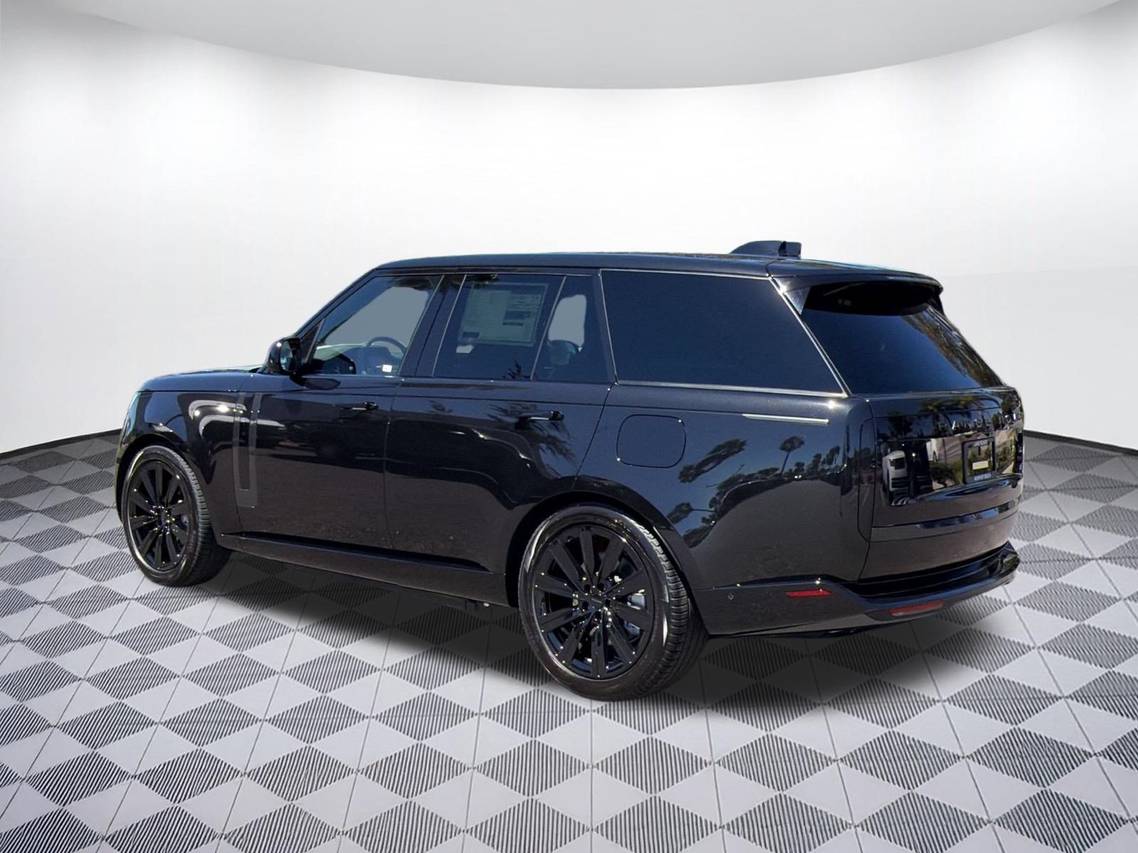New 2026 Land Rover Range Rover SE AWD/4WD image 3