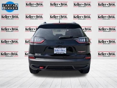 Used 2023 Jeep Cherokee Trailhawk w/ Sun & Sound Group AWD/4WD image 6