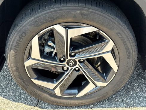 Used 2022 Hyundai Tucson Limited w/ Cargo Package FWD image 17