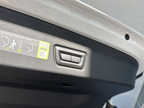 New 2026 BMW i4 eDrive40 w/ Premium Package image 30