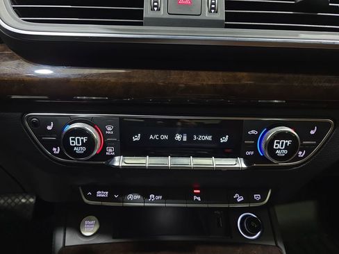 Used 2019 Audi Q5 Prestige AWD/4WD image 27