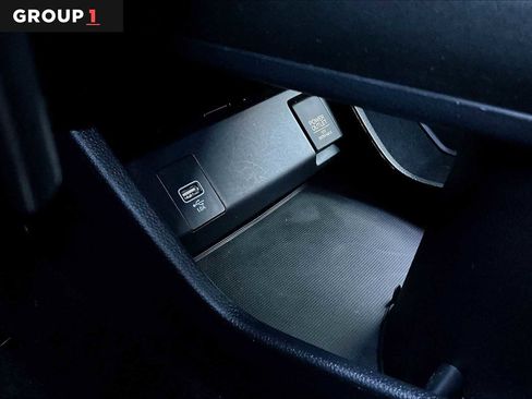 Used 2020 Honda HR-V LX image 35