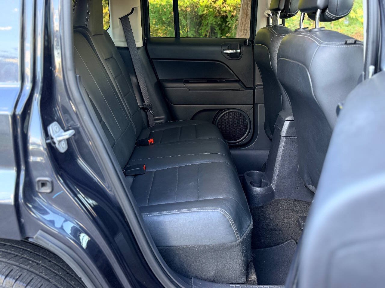 Used 2015 Jeep Patriot High Altitude AWD/4WD image 18