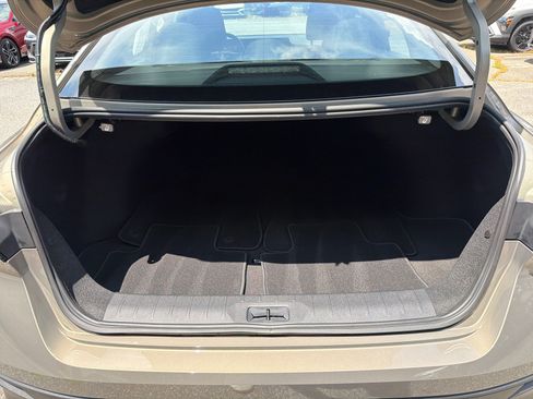 Used 2026 Nissan Sentra SV w/ Floor Mat Package FWD image 19