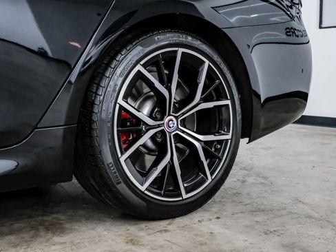 Used 2023 BMW M550i xDrive w/ Executive Package image 58