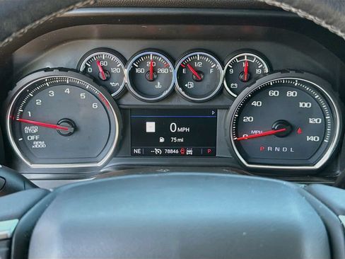 Used 2020 Chevrolet Silverado 1500 LTZ AWD/4WD image 14