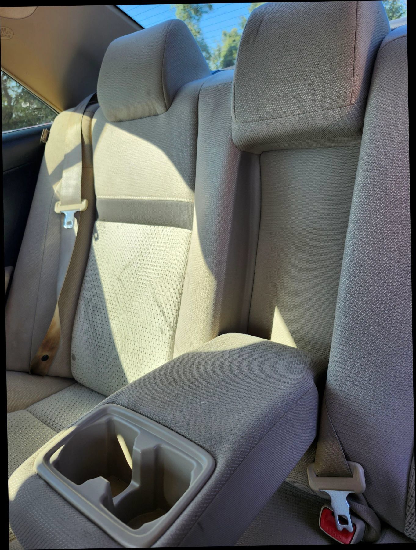 Used 2014 Toyota Camry LE FWD image 14