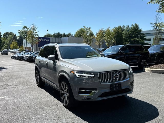 Certified 2024 Volvo XC90 B5 Plus AWD/4WD image 5