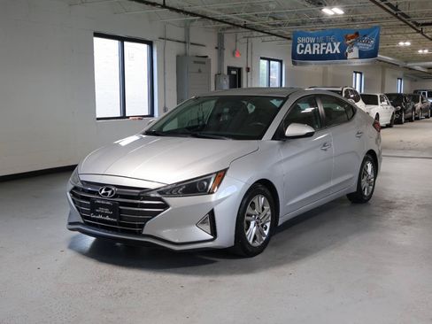 Used 2019 Hyundai Elantra SEL FWD image 3