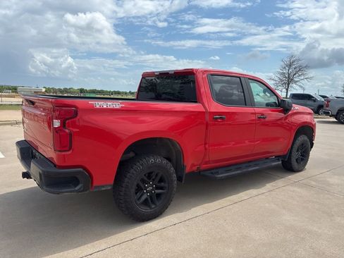 Used 2020 Chevrolet Silverado 1500 LT Trail Boss w/ Convenience Package image 4