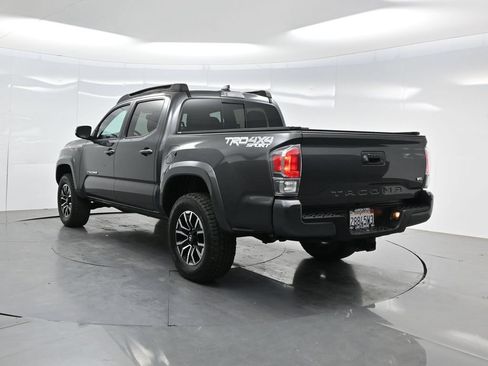 Used 2023 Toyota Tacoma TRD Sport w/ TRD Premium Sport Package AWD/4WD image 6