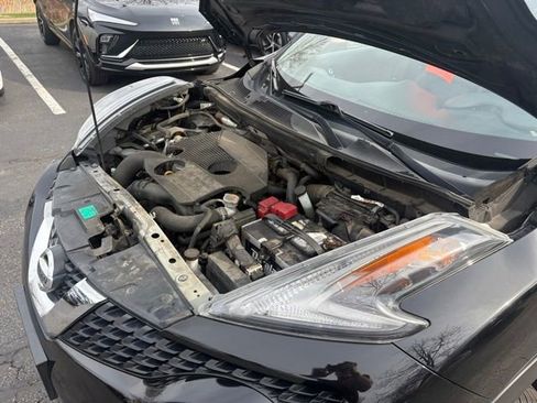 Used 2016 Nissan Juke SL image 23