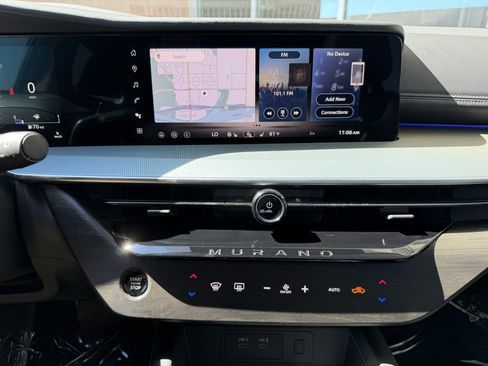 Used 2025 Nissan Murano SL image 18