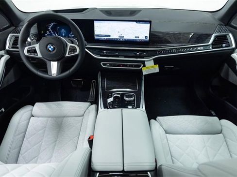 New 2026 BMW X5 xDrive40i w/ M Sport Package image 23