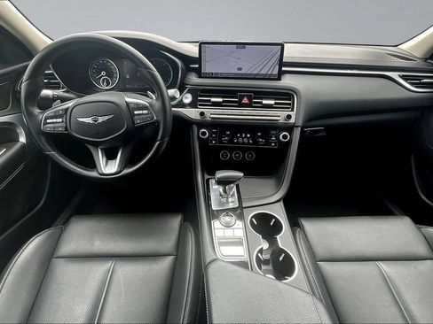 Used 2025 Genesis G70 2.5T RWD image 8