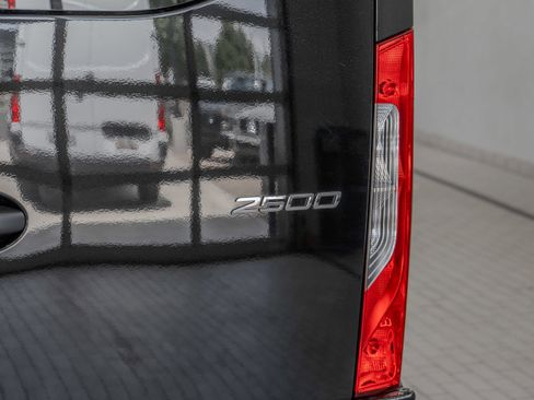 New 2025 Mercedes-Benz Sprinter 2500 image 24
