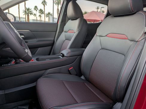 New 2026 Nissan Kicks SR FWD image 12