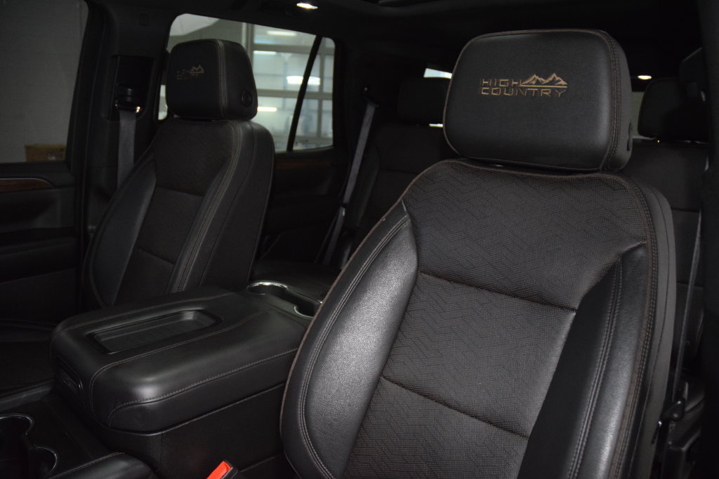 Used 2022 Chevrolet Tahoe High Country AWD/4WD image 41
