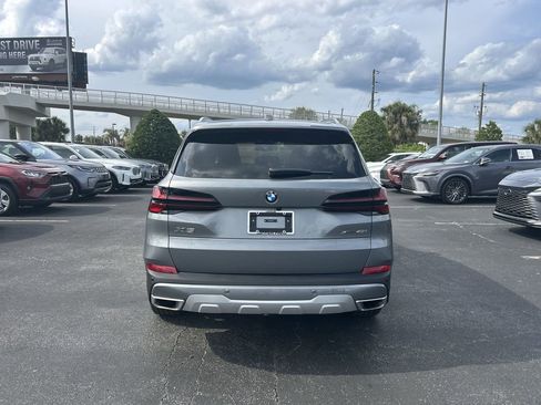 Used 2025 BMW X5 xDrive40i AWD/4WD image 17