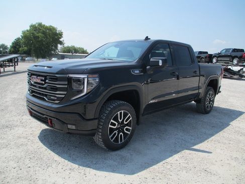 New 2026 GMC Sierra 1500 AT4 w/ AT4 Premium Package image 10