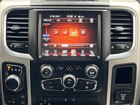 Used 2015 RAM 1500 Classic SLT w/ Luxury Group AWD/4WD image 22