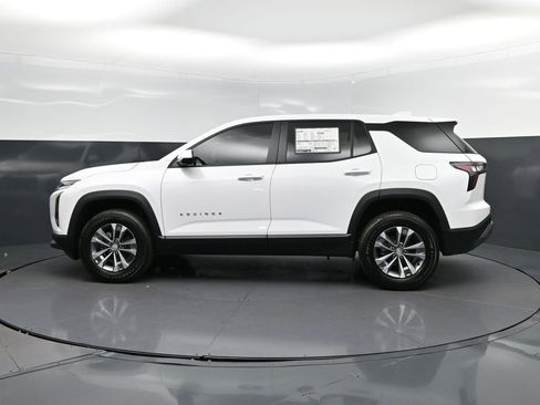 New 2026 Chevrolet Equinox LT w/ Safety and Technology Package image 4