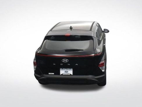 Used 2026 Hyundai Kona SE image 25