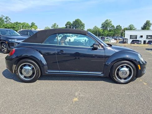 Used 2015 Volkswagen Beetle 1.8T FWD image 7