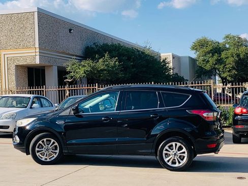 Used 2017 Ford Escape SE w/ SE Leather Comfort Package image 6