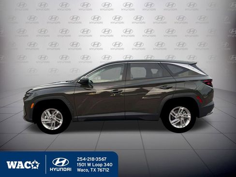New 2026 Hyundai Tucson SE image 3