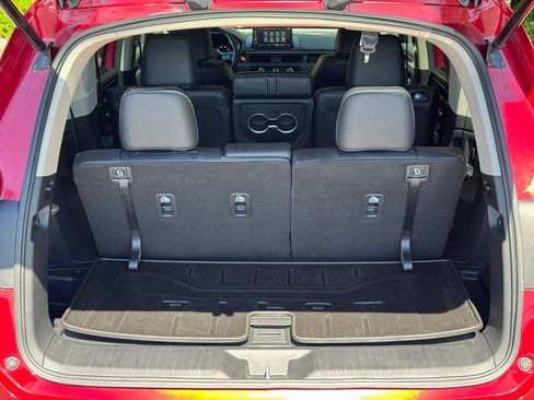 Certified 2025 Honda Pilot Touring image 35