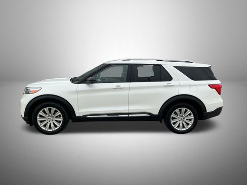 Used 2022 Ford Explorer Limited w/ Limited Technology Package AWD/4WD image 2