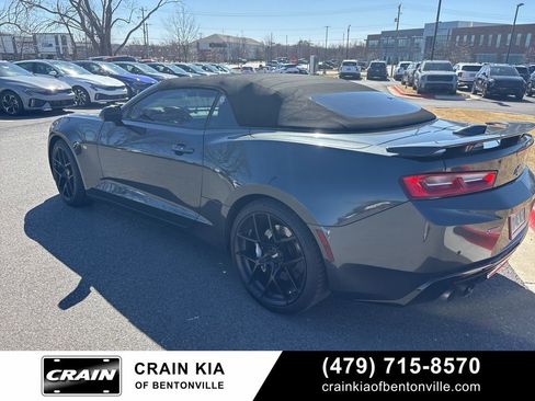 Used 2016 Chevrolet Camaro SS image 8