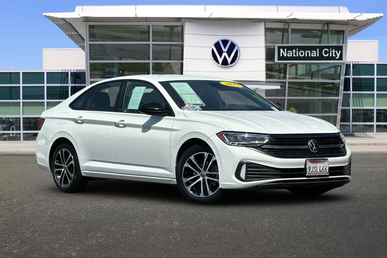 Used 2023 Volkswagen Jetta Sport FWD image 2