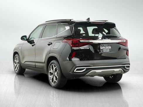 Used 2022 Kia Seltos EX AWD/4WD image 4