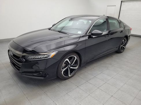 Used 2021 Honda Accord Sport image 2