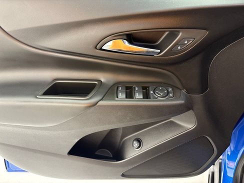 Used 2024 Chevrolet Equinox LT FWD image 29