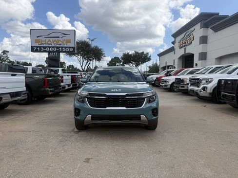 Used 2024 Kia Seltos EX FWD image 39