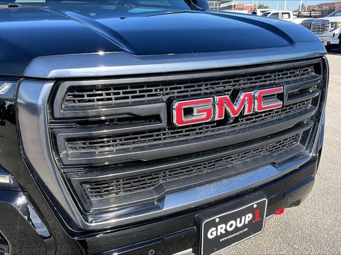 Used 2023 GMC Yukon XL AT4 w/ AT4 Premium Plus Package image 29
