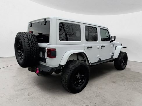 Used 2018 Jeep Wrangler Unlimited Sahara w/ Dual Top Group image 5