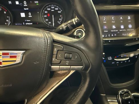 Used 2023 Cadillac XT6 Premium Luxury w/ Platinum Package AWD/4WD image 33