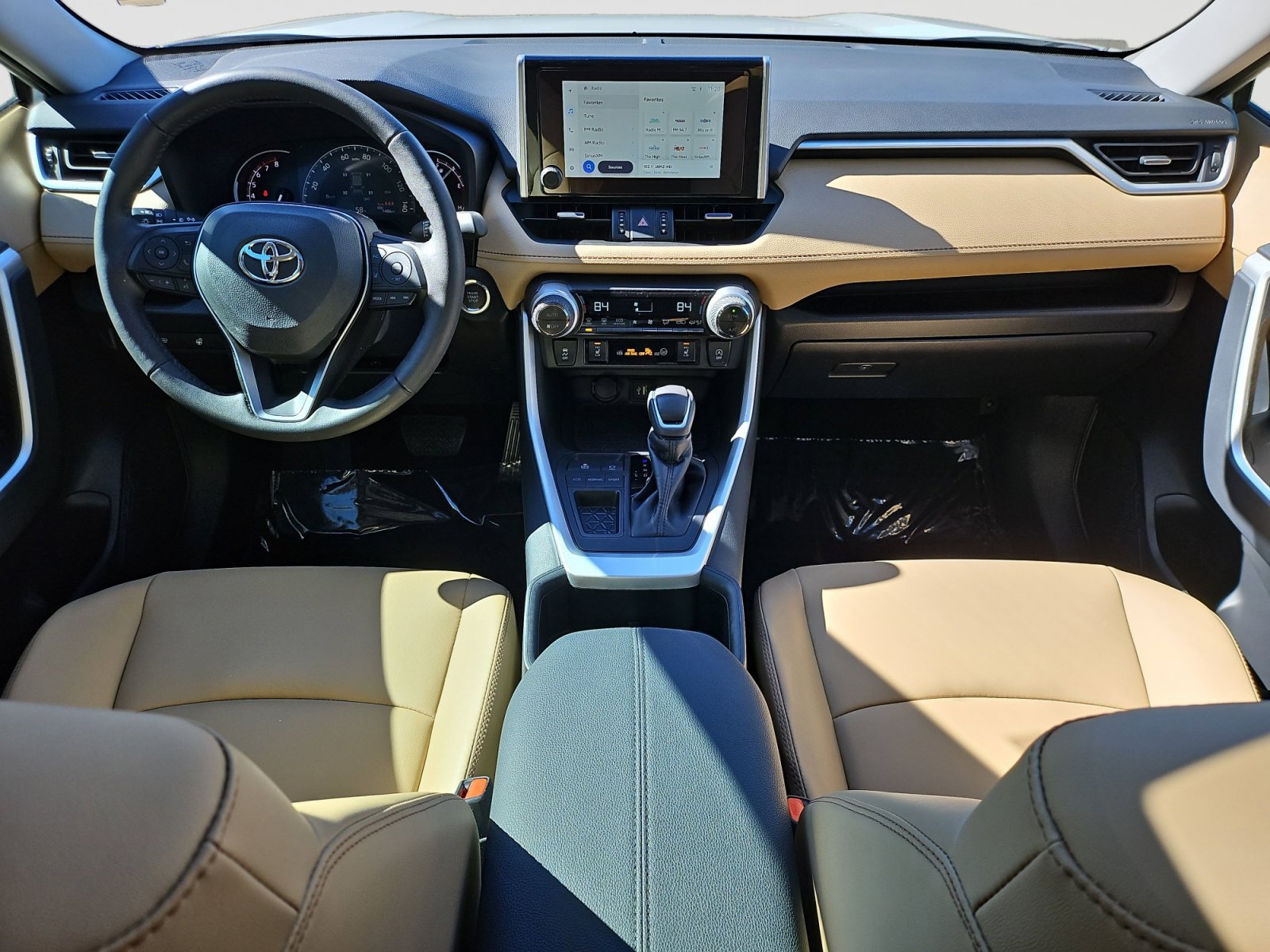 Used 2025 Toyota RAV4 XLE Premium w/ Weather Package FWD image 16